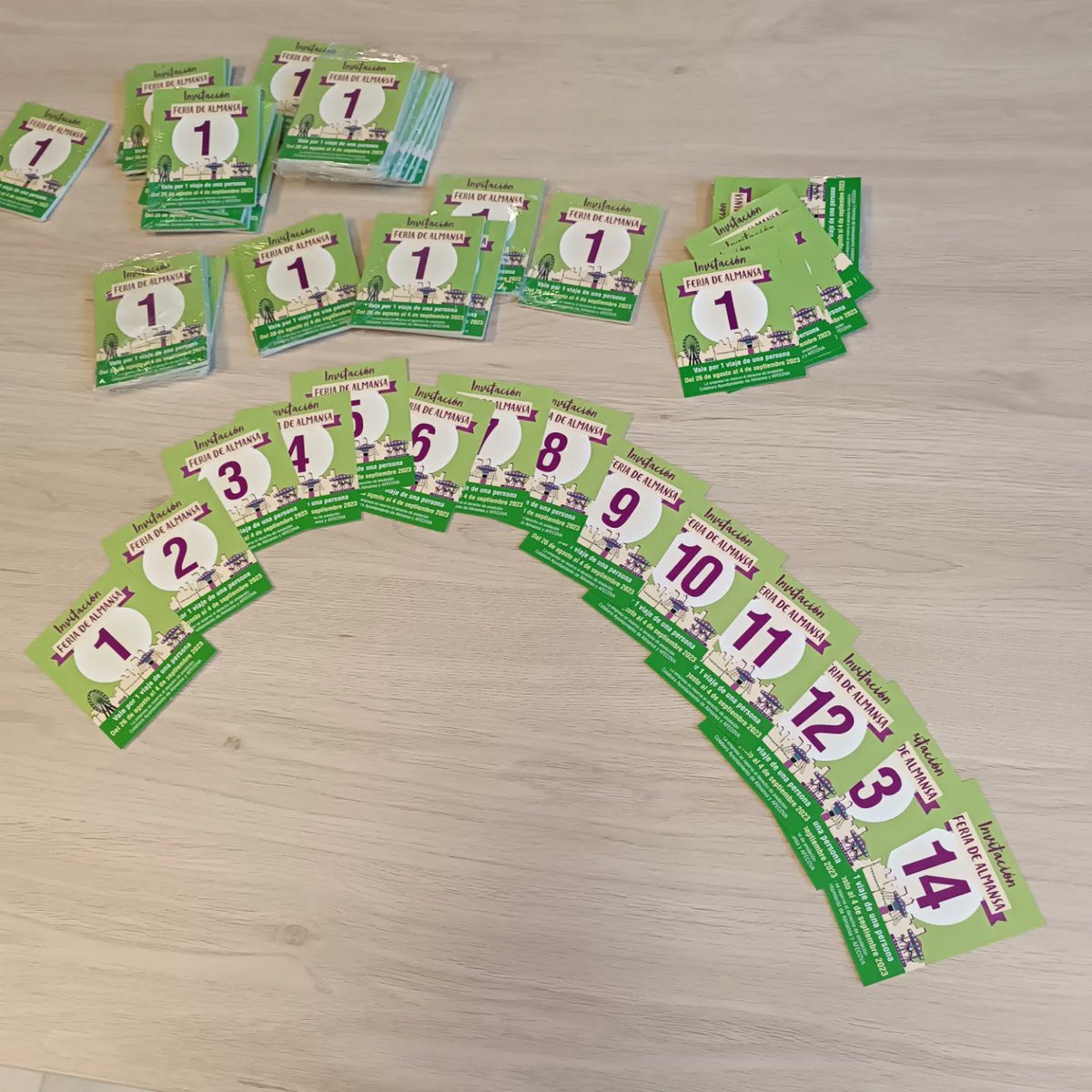 AlmansaPeriodic's tweet photo. Desde el equipo de gobierno del Ayuntamiento de Almansa han decidido repartir  unos 1000 vales para subir a las atracciones de feria gratuitamente a través de Servicios Sociales. Se repartirán entre familias que están dentro de alguno de sus programas de actuación. https://t.co/G3SVDfwNpd