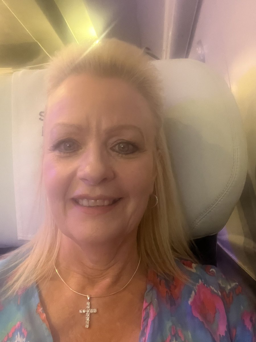 karen.brookes@srm.com (@kbrookes293) on Twitter photo Here we go just leaving Euston to travel to <a href="/afctelfordutd/">Stuart ball</a> v <a href="/halesowentownfc/">Halesowen Town FC</a> and as usual hoping for a win - new ground for me too! Great performance on Saturday and we need to keep this rolling on. See you there. #Uptheyeltz #Believe #Proud #NonLeague Here we go just leaving Euston to travel to <a href="/afctelfordutd/">Stuart ball</a> v <a href="/halesowentownfc/">Halesowen Town FC</a> and as usual hoping for a win - new ground for me too! Great performance on Saturday and we need to keep this rolling on. See you there. #Uptheyeltz #Believe #Proud #NonLeague
