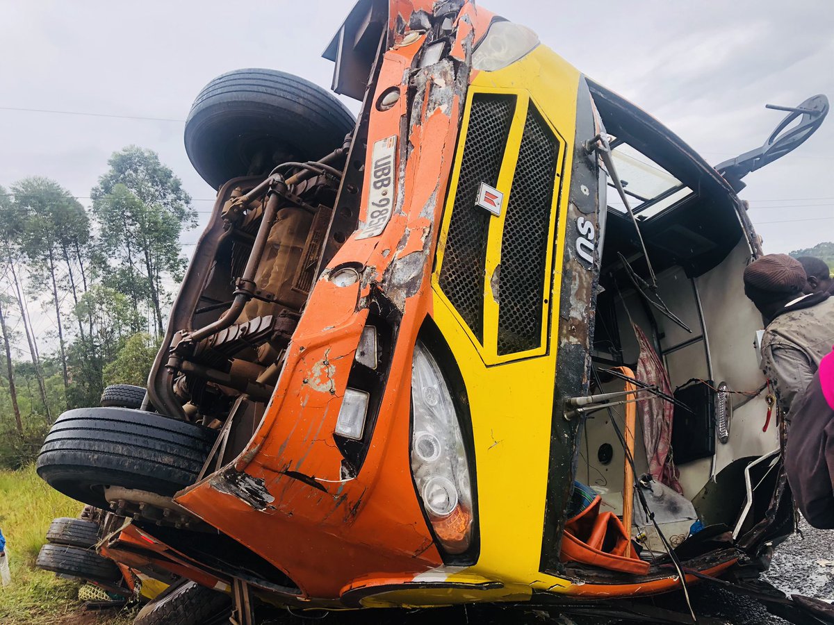 realhappyali's tweet photo. BREAKING NEWS:
Global bus overturns along the Masaka highway. No immediate deaths reported. More than 20 passengers have been severely injured and rushed to Masaka hospital. @ntvuganda @nbstv @ubctvuganda @nilepostnews @CanaryMugume @Sudhirntv @SamsonKasumba @mildredtuhaise https://t.co/D6XWr1L3HB