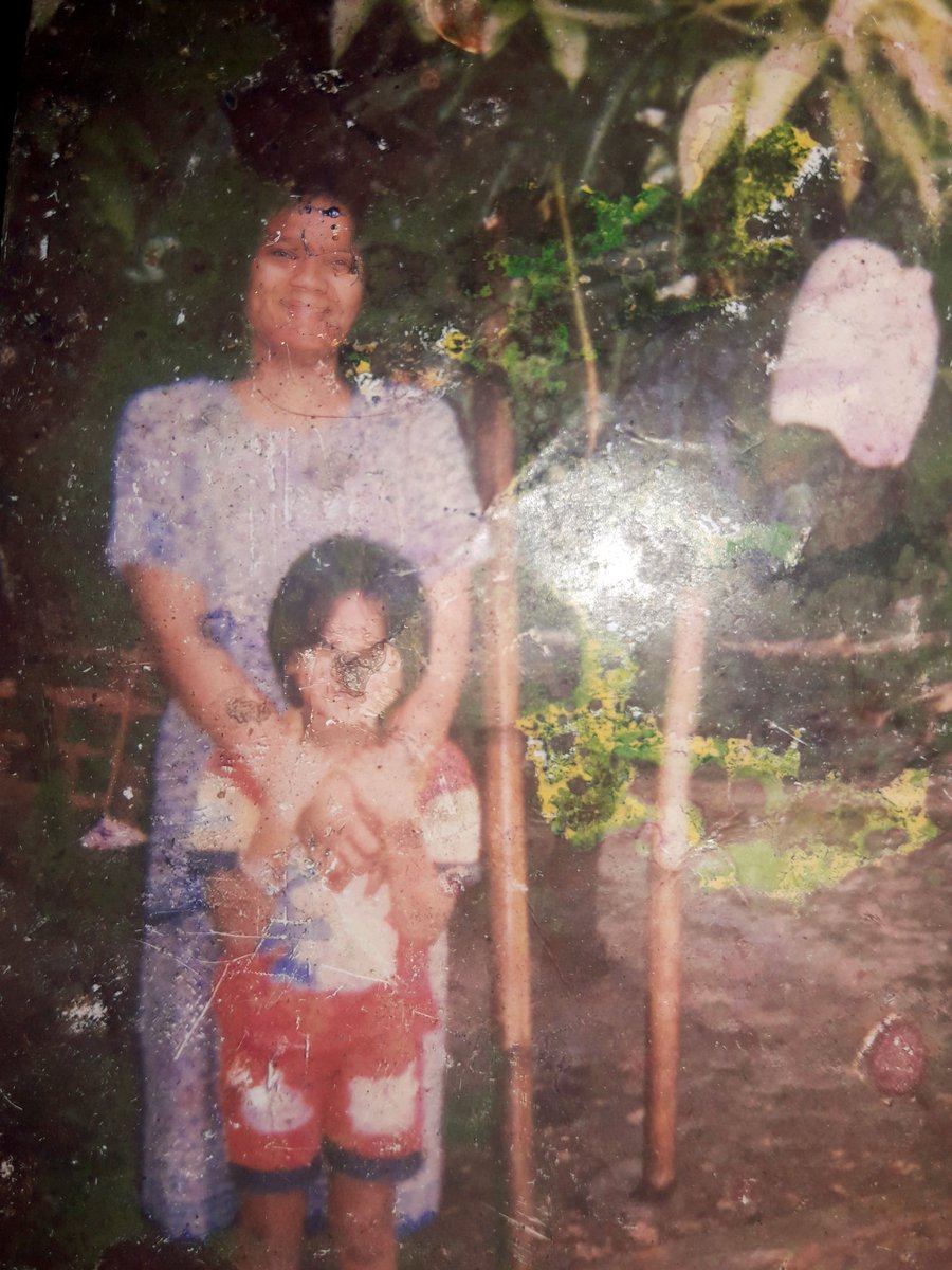 diahtang's tweet photo. inang 🖤 https://t.co/etMtiEM9ME