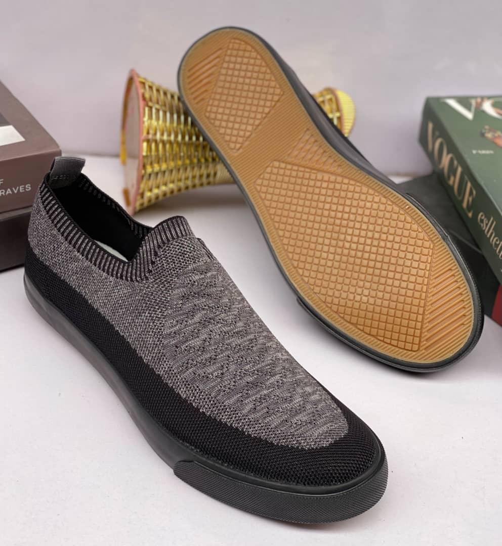 ChristallServ's tweet photo. Breathable Easy-wears
Price:   #11,000
Colour:  Black, Blue, Ash, Brown
Size:   41-46

Snapchat. NSPPD https://t.co/FUffhJM7C9