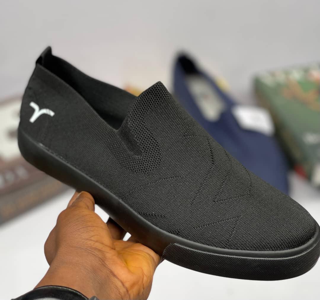 ChristallServ's tweet photo. Breathable Easy-wears
Price:   #11,000
Colour:  Black, Blue, Ash, Brown
Size:   41-46

Snapchat. NSPPD https://t.co/FUffhJM7C9