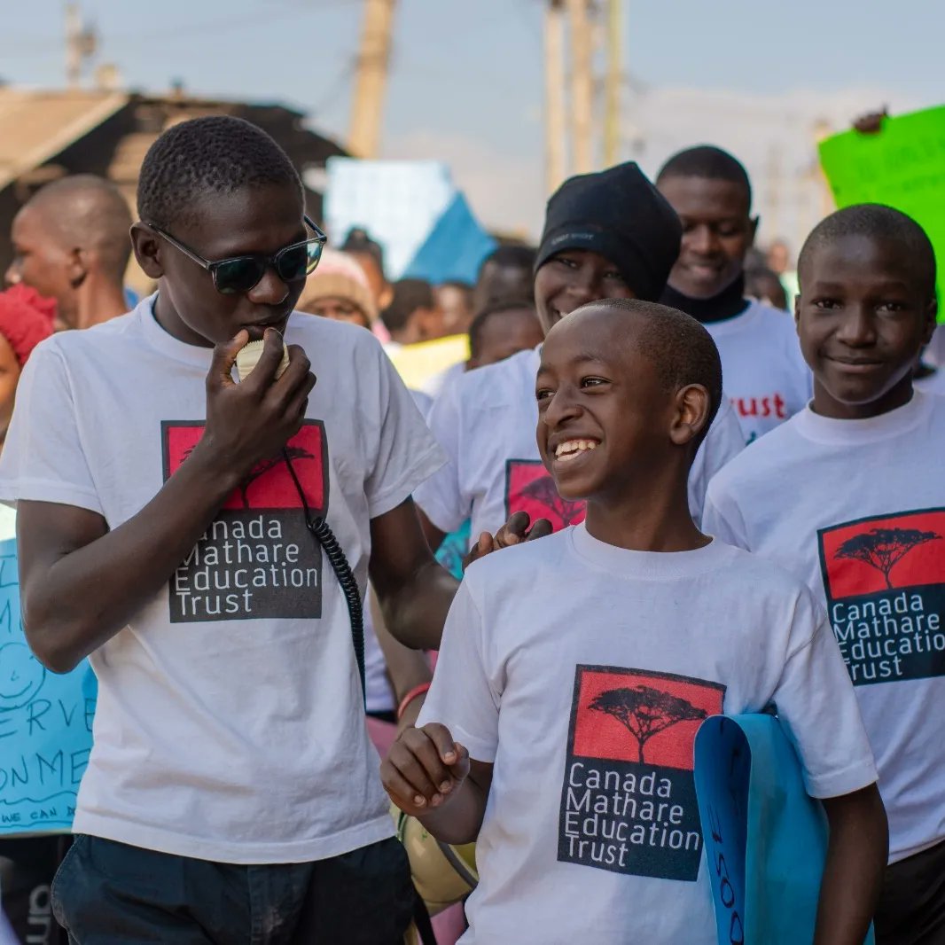 CMETrust's tweet image. On the last day of the #AugustHolidayProgram our High School Scholars did a Community Sensitization on importance of conserving the environment. They emphasised on simple things residents can do to create a cleaner &amp;amp; healthier #Mathare.

#CMETrustAt17 #SDG13  #COP28 #SDG12 #SDG7