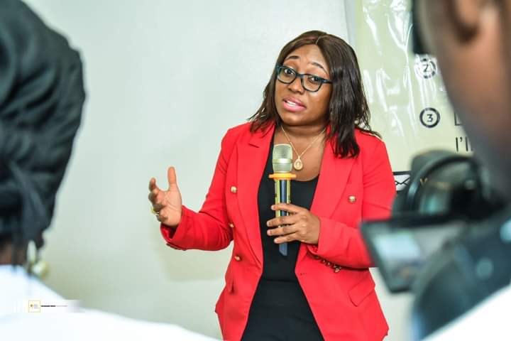 ybleaders's tweet image. Les femmes leaders ne se contentent pas de briser le plafond de verre, elles créent une nouvelle réalité où le ciel est la seule limite.
Femmes leaders force à vous !

Excellente semaine

#leadershipfeminin
#BienÊtreFéminin
#autonomisation