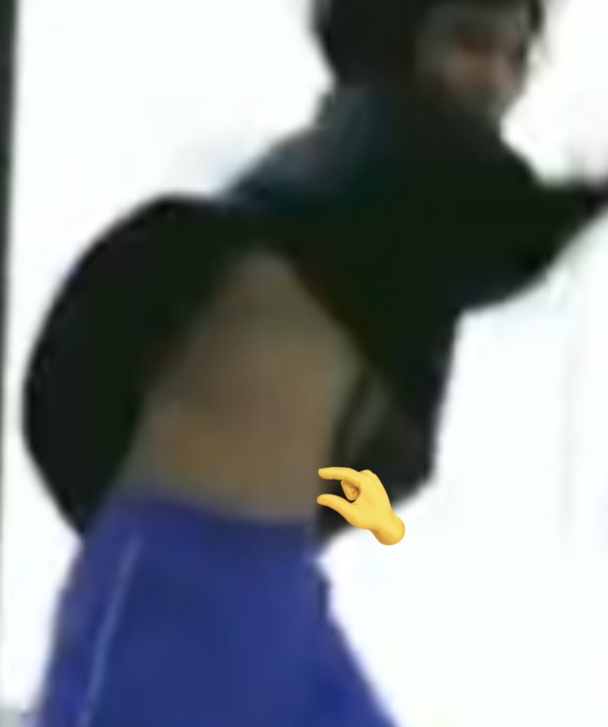 Bambam_2401's tweet photo. Tập vũ đạo mạnh mà còn mặc crop top :)))
trồi ôi à,sao tới bây giờ e mới để ý khúc này,bụng mỡ lòi ra kìa kkk
Cc Macau hay Cam gì đó m mặc crop top lên sân khấu đi mà !!!
@JakeB4rever #BuildJakapan https://t.co/mNG7mDcTD1