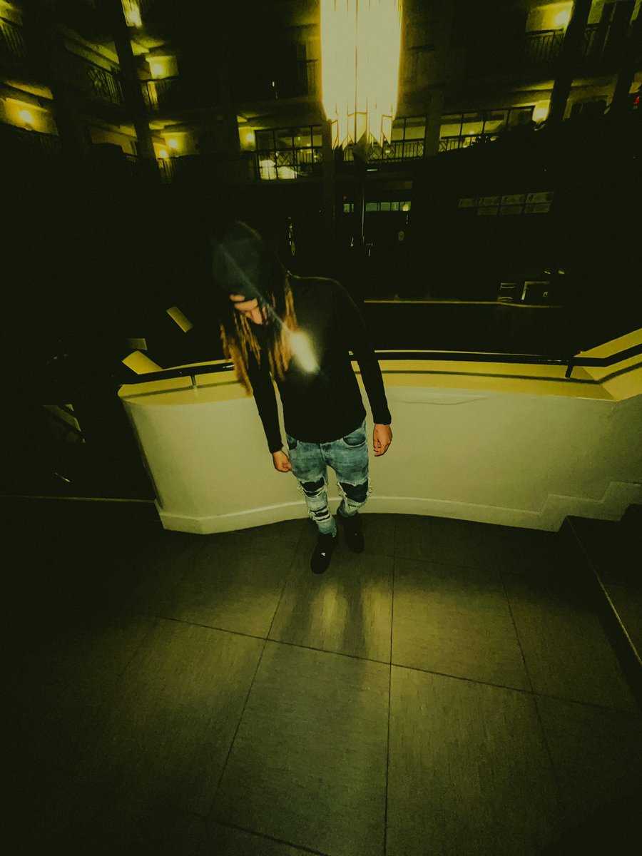 localmicah's tweet photo. Night light 💡 https://t.co/JPhNVGnCeM