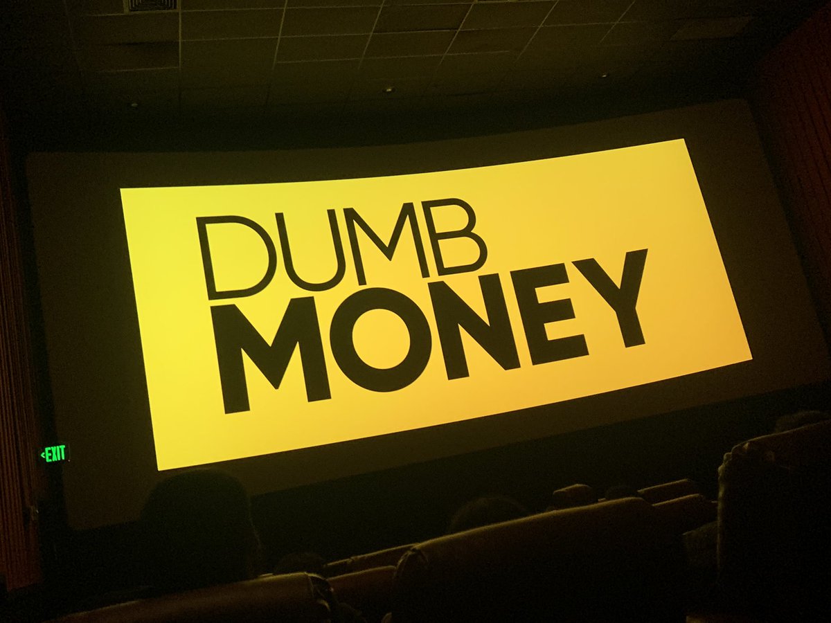 McCrytpoKnight's tweet photo. @AMCTheatres #APESNOTLEAVING #ApesDoingApeShit #AgainstMarketCorruption https://t.co/DeUESOIbEr