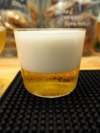 1Dozen1's tweet photo. 8/28
今日のビール
Tart Pilsner/Little Beast Brewing
HPにないので限定品?アメリカらしい発想の「酸味がある」ライトなピルスナー。軽いエグみがラストに残るもすももや梅干しのような香りと酸っぱさ、非常に爽やか。テーブルビール。 #今日のビール #LittleBeast #クラフトビール https://t.co/S9CPgRlQnN