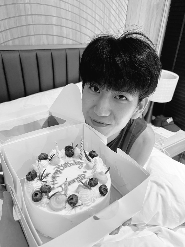 Sie FLIO and ARM Enjoyer tweet media