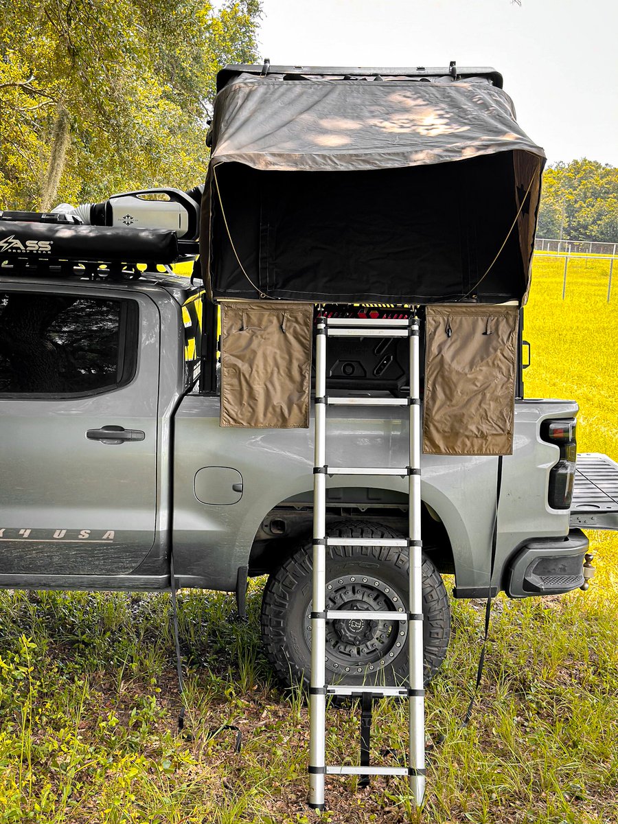 ZeroBreezeTeam's tweet image. Chasing adventure in style! 🌄☀️ Cool rooftop tent vibes with Zero Breeze Mark 2 AC. Keeping things breezy on top of the world. 🏞️❄️

#ZeroBreeze #portableac #rooftoptent #campinggear