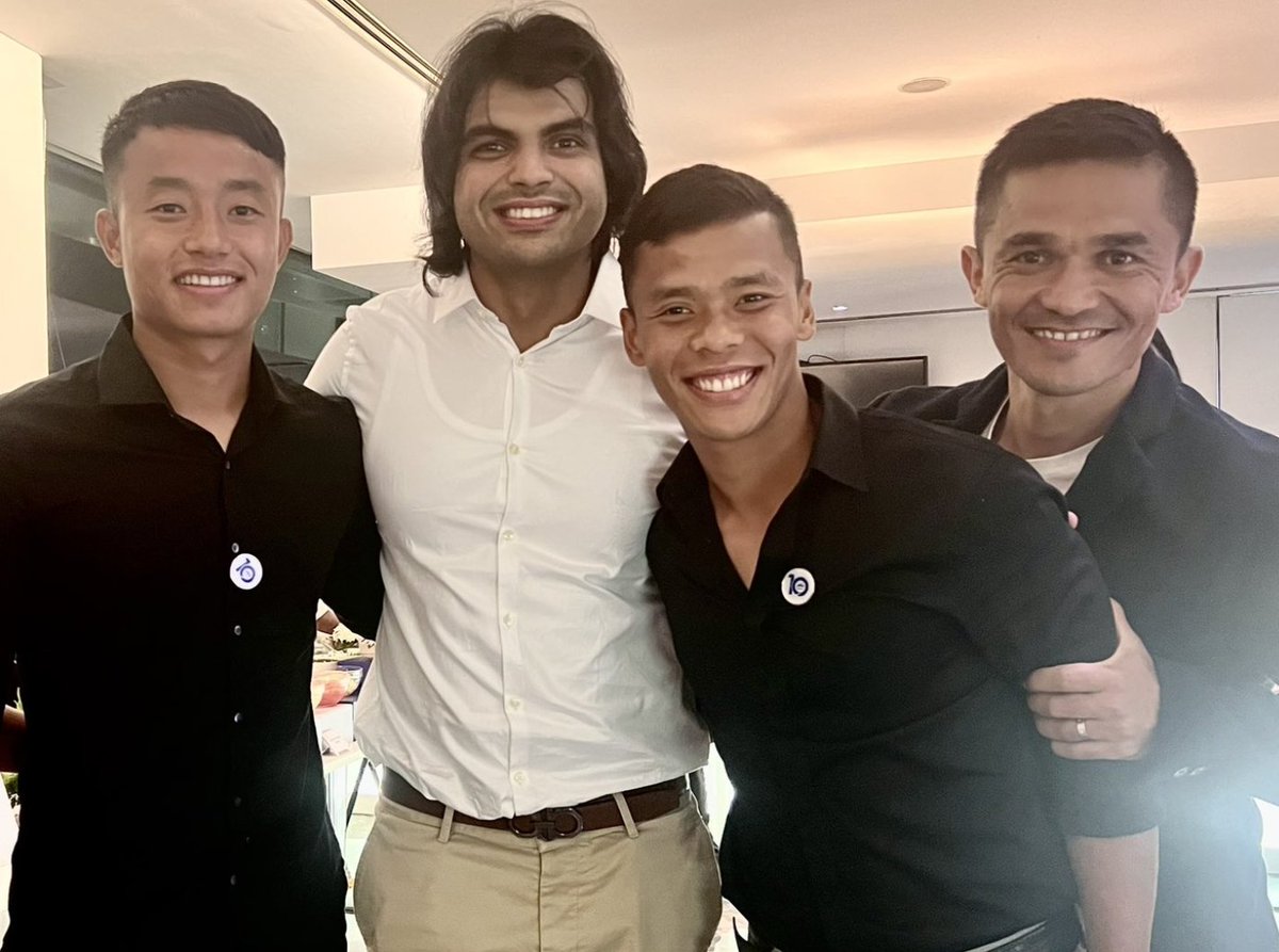bengalurufc's tweet photo. Good morning to everyone, but especially to #NeerajChopra who is now a WORLD CHAMPION! 🏆
#WeAreBFC #Santhoshakke #FriendOfBFC