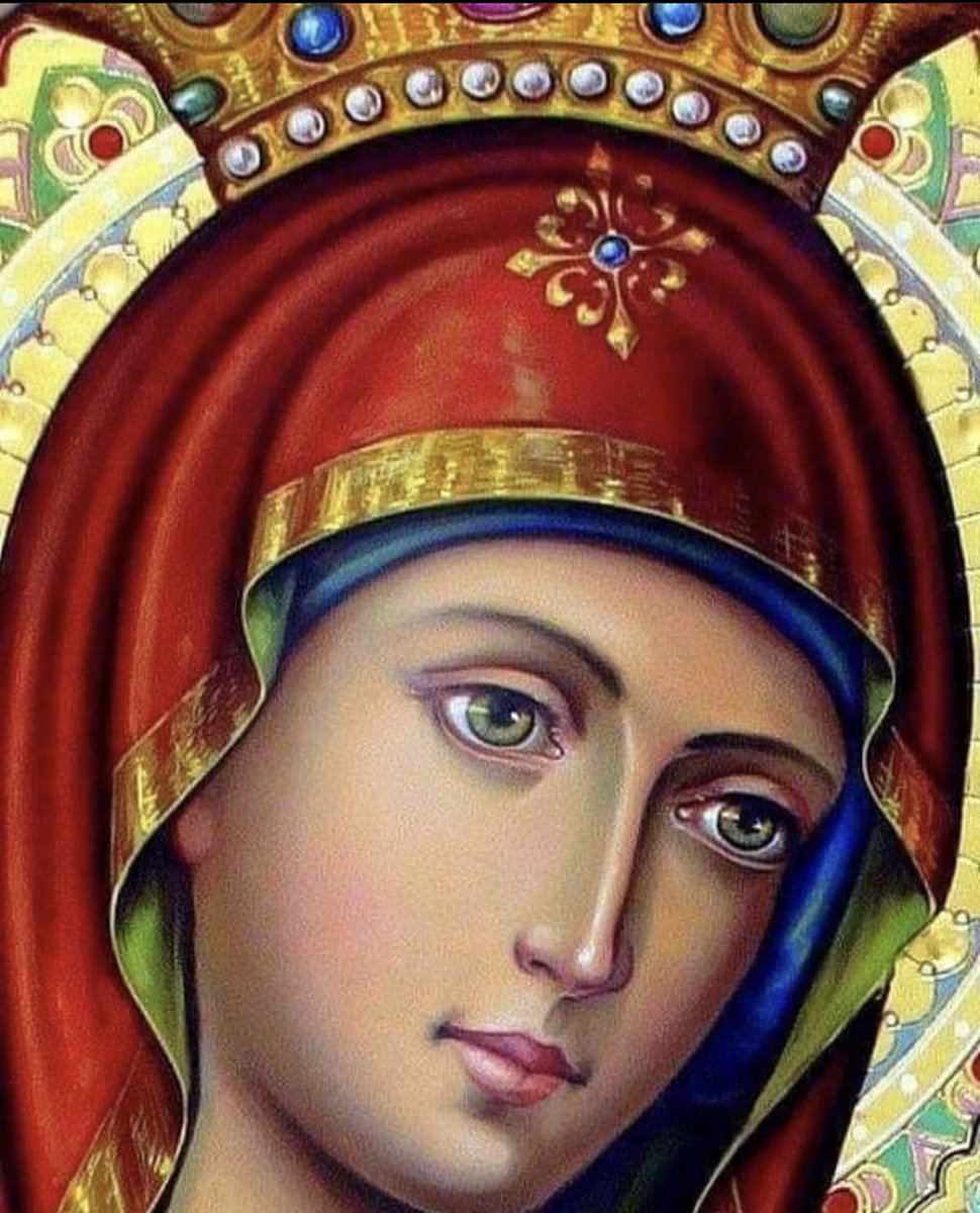 Денес е празник на Мајките, празник на оние суштества што ги пивикуваме кога ни е најтешко или им се заблагодаруваме кога ни е најубаво. 
Само мајките и Господ секогаш бдеат над нас...
Среќен Празник, нека Мајката на сите Мајки не пази и чува засекогаш 💚🍀