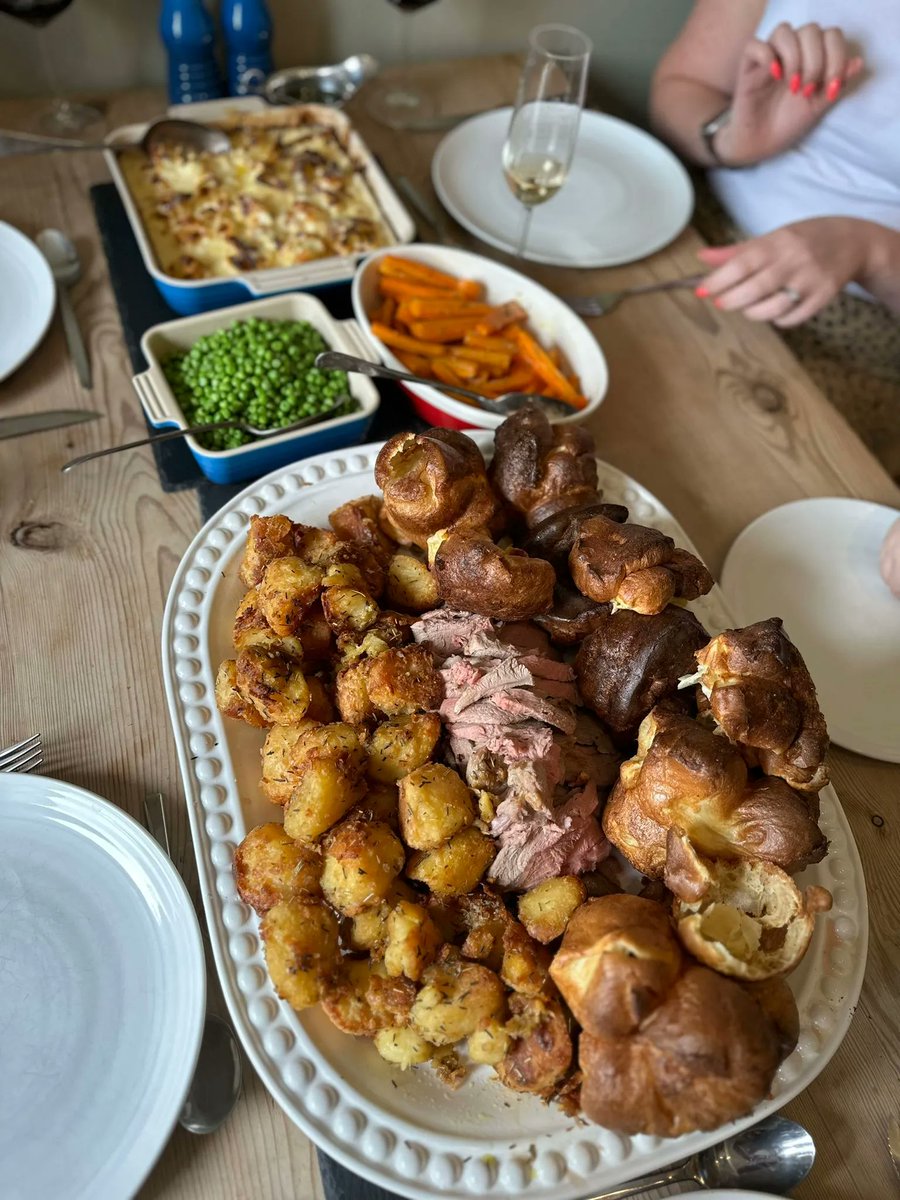John_Aikman's tweet photo. Rate my roast out of 10 🧐 

#themeatman https://t.co/YdmPpVVyPJ