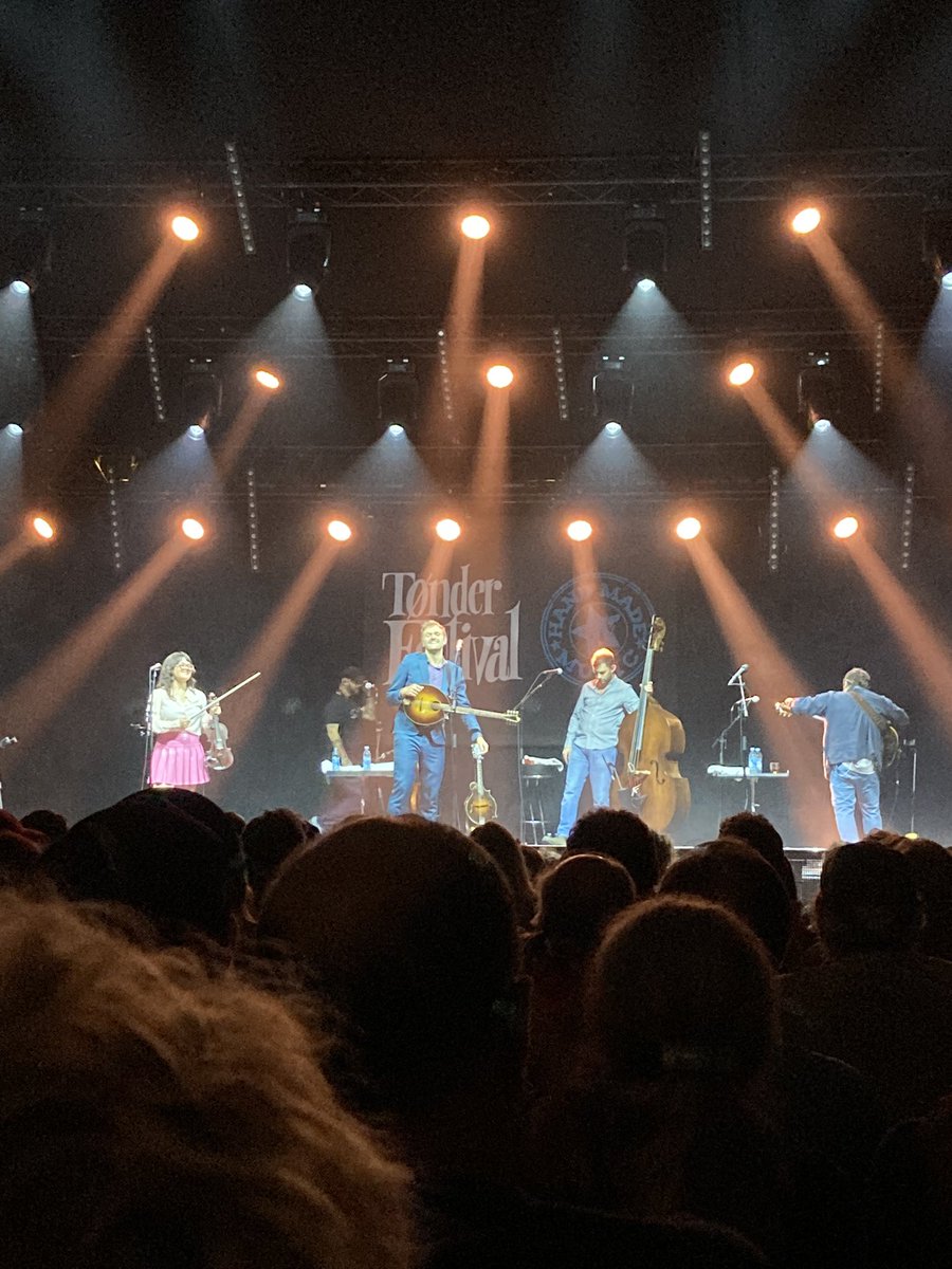 @TonderFestival 2023 is over! Back to work again. Among so many gigs… my 3 favs: @NickelCreek , @adyntownes and @margocilker .