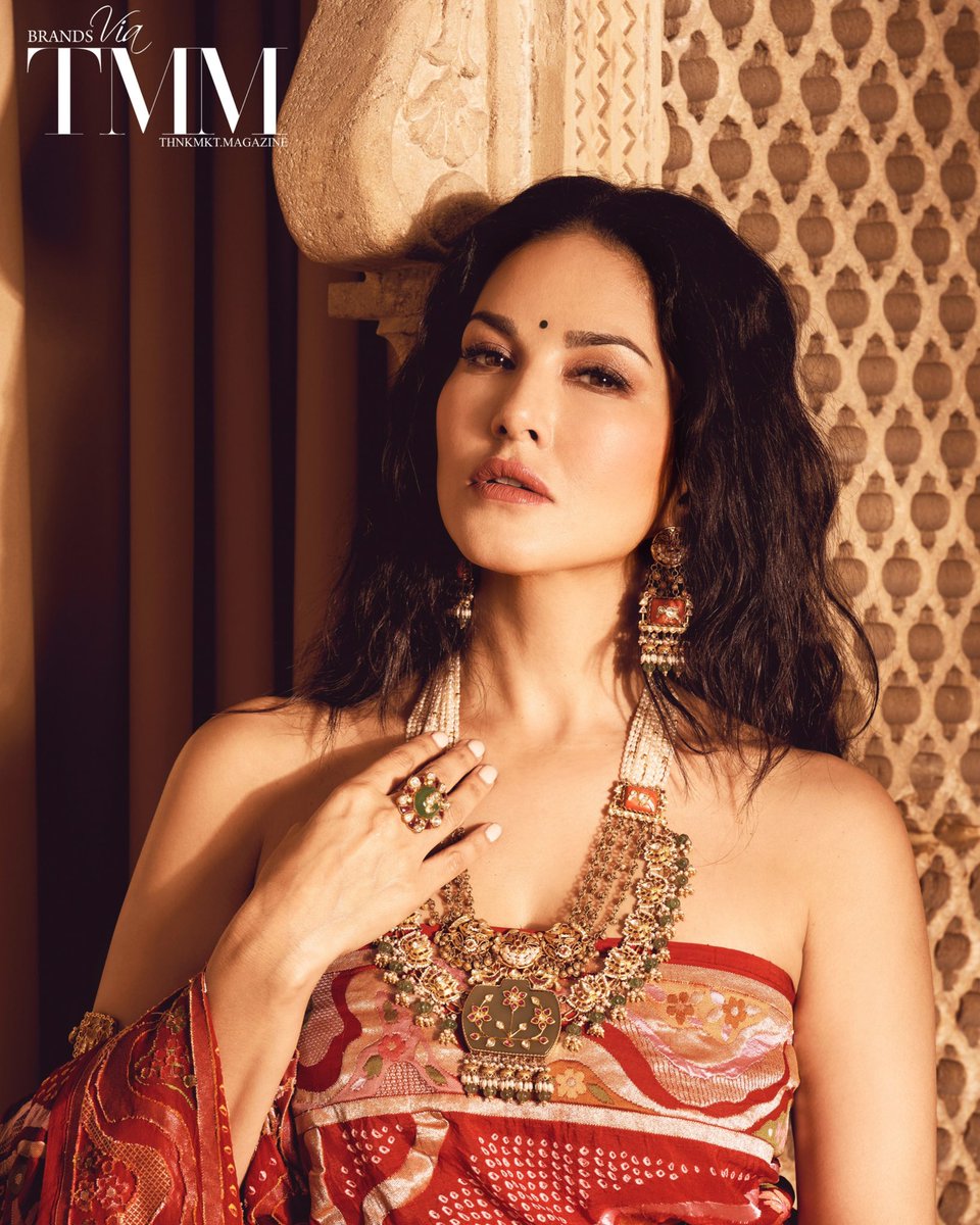 SunnyLeone's tweet photo. ❤️❤️‍🔥 https://t.co/hzQuju1YIe