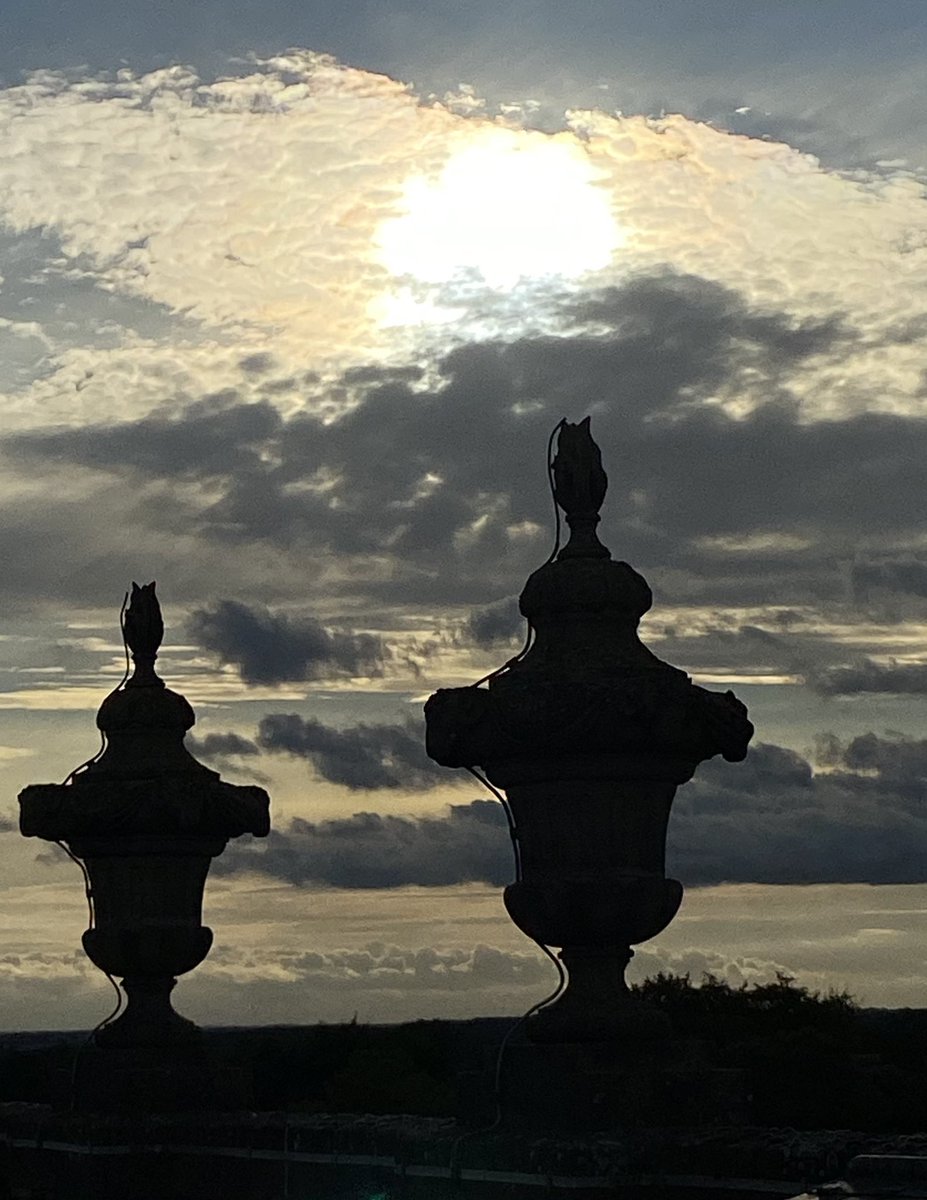 psaxton63's tweet photo. Yesterday, we had a roof top tour of the magnificent @StoweHouse where you can see 5 counties and get a different perspective. https://t.co/NcLj0YRtzF