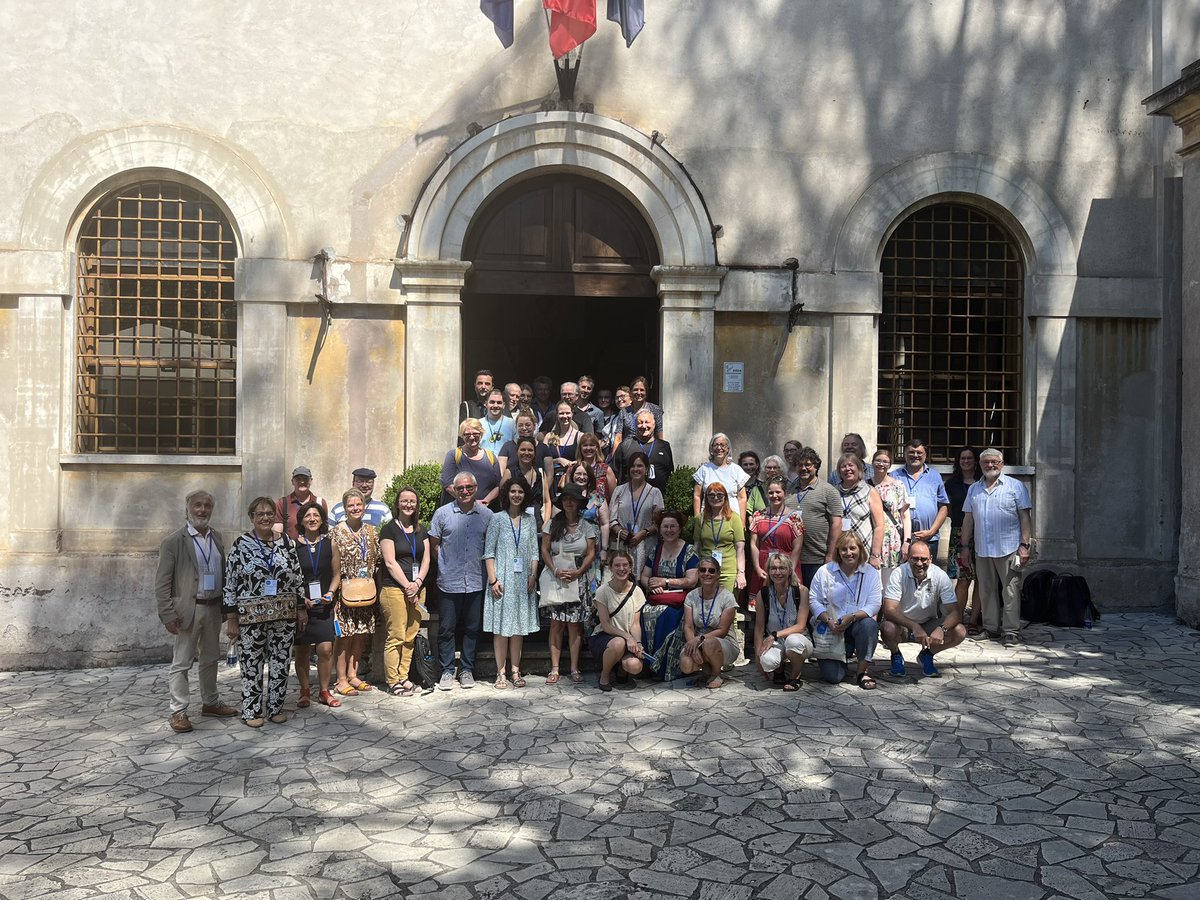 Jill_Magennis's tweet photo. The @eftre conference 2023 has been wonderful from start to finish. Learning from academics &amp; teachers across Europe &amp; sharing about forgiveness education in the beautiful city of Rome 🇮🇹 Conference dinner was very special 🍽️Thanks @AnitaGracie for being the best travel buddy! 🤗 https://t.co/hmRLAXIvt5