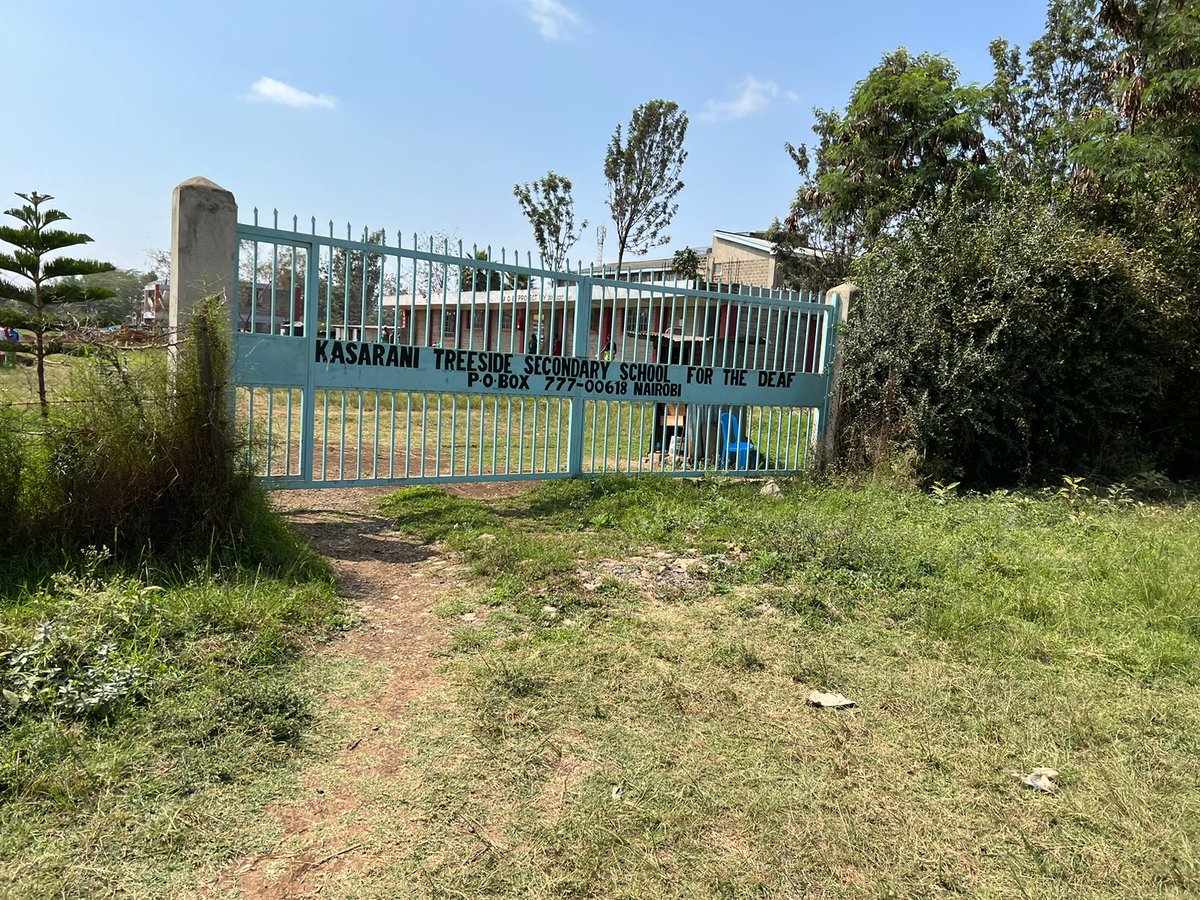 Ever wondered how Deaf students keep track of classes and breaks? 🕒✨

At Kasarani Treeside School for the Deaf, we embarked on a mission understand the daily routine! 🧐

The results were eye-opening: teachers had to personally inform students about class changes and breaks...