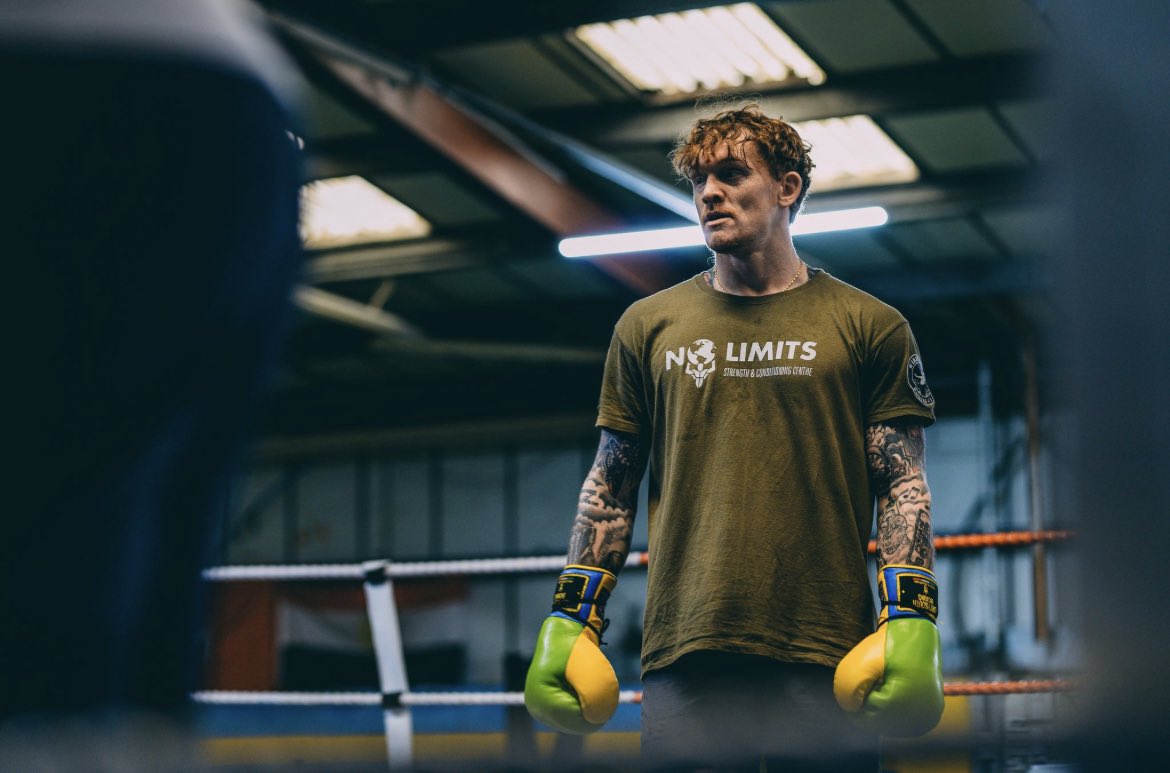 masoncartwright's tweet photo. To my trainers, sponsors, friends, family & loyal supporters. Honestly humbles me every time I fight you guys back me to the hilt. Thank you! Friday night I’m going to demonstrate my hard work and dedication over these past few months achieving the 154lbs british crown 🇬🇧TNT👑 https://t.co/aHSMgs2aAT