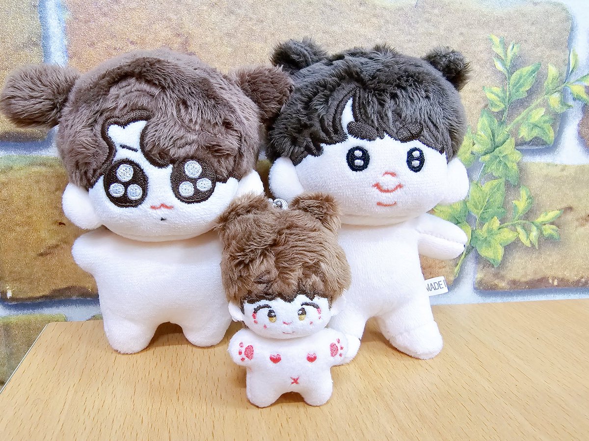ririskongal2's tweet photo. 여러분 5깅 인형 외 안사요 ㅠㅠ
미치게 귀엽다고요 ㅠㅠ
완전 족구미...
우리 꾹뚜기를 거인으로 맹그러 버리는 뽀짝함😍😍
넘나 사랑스럽습니다.. ㅋㅋㅋ
지민이 5깅 두개만 더 뿌시고 와야겠어요 ㅋㅋㅋ
#남준5깅 #남준인형
#rmdoll #방탄인형
#리리네솜 #리리네콩알이들 https://t.co/mZJXiTTzmr
