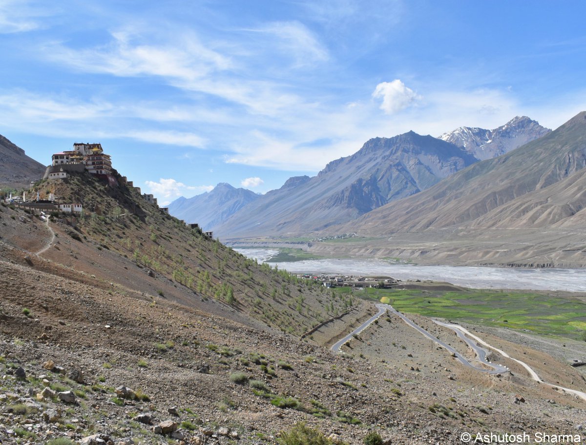 Ashutosh_05sn's tweet photo. Some wonderful landscape images of cold desert from my recent #TransHimalayan #expedition Himachal Pradesh. Covered about 1K Km in 19 days with 150+ Km trekking in alpines (>4000 m) with low O2 level.
#hotspot #biodiversity #kibber #wildlifesanctuaray #spiti #kaza #keymonastery https://t.co/zOC59wKe5f