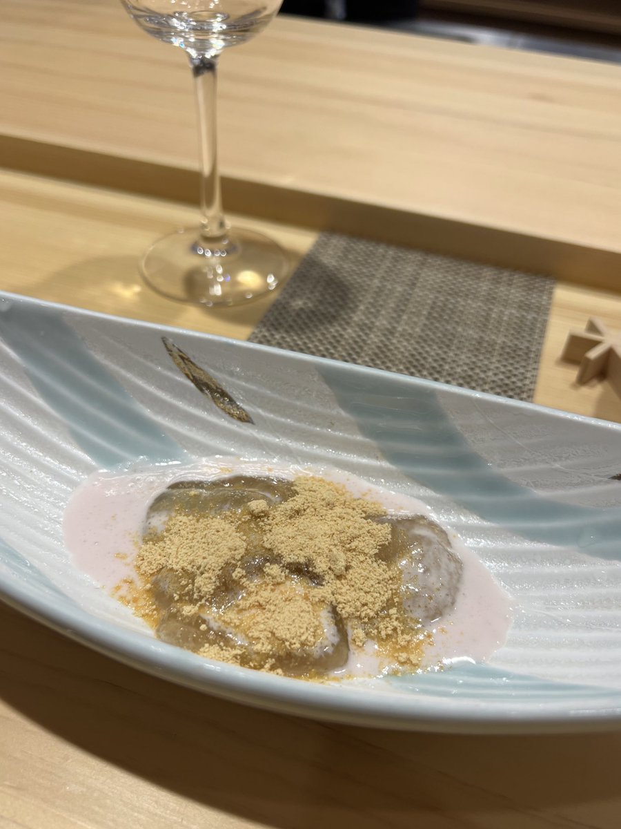 honrip's tweet image. 先週の話だけど、お昼から美味しいものをいただいて幸せだった〜！お店の方たちも素敵で…早くアナウンスしたい気持ちが強すぎる🥺