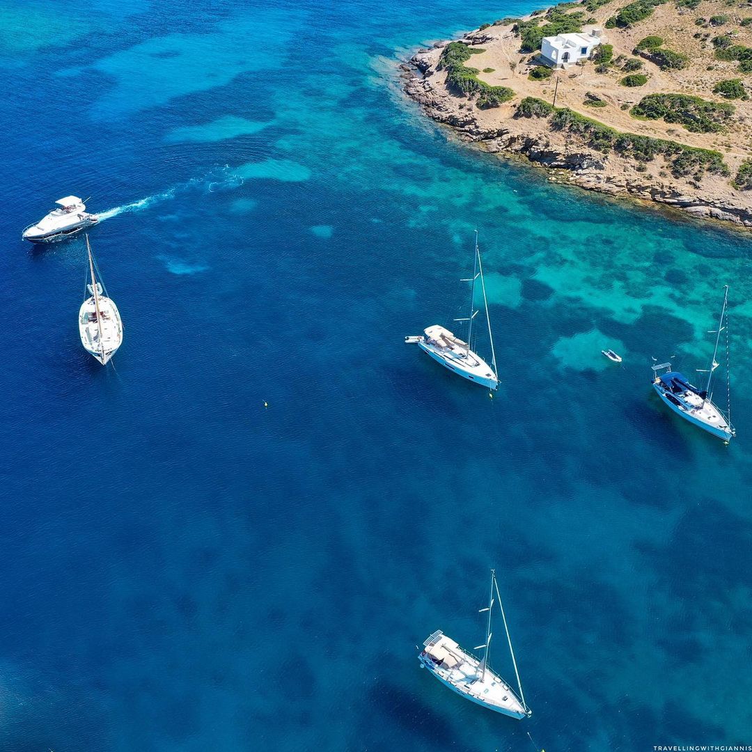 VisitPatmos's tweet image. The amazing sea of #Patmos #island... view of #Marathi from above!

patmos.gr

📷: Giannis (instagram.com/travellingwith…) 

#visitpatmosisland #visitpatmos #patmosisland  #visitgreece  #greece #weddings #Monastery #villages #hiking #ecology #watersports #beaches