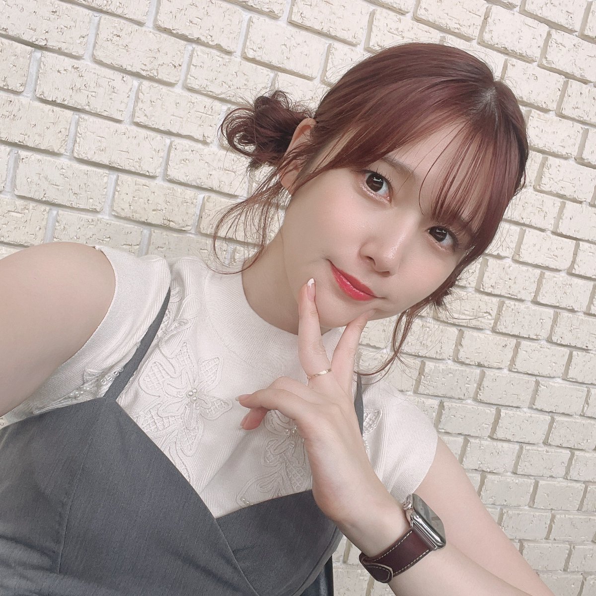 maaya_ohanaC's tweet photo. 📻今夜21時〜
『内田真礼とおはなししません？』第410回🐣💕
文化放送 超!A&amp;G+での放送です！
今回は雀魂回です🀄
お楽しみに🍒
#agqr #ohanaC #内田真礼 https://t.co/005hHUkh4B