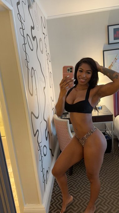 👋🏾 https://t.co/xmBsKDOJ3r