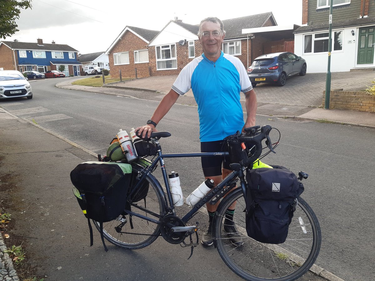 G_0_PEK's tweet photo. Finally made it back home after cycling 2494 miles around England and Scotland in 37 days, camping most of the time. https://t.co/rd0GY1lcaT