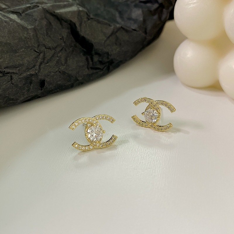 Carolyn680011's tweet photo. 💟 Reps Flashing Zircon Earrings
💰US$9.72
📍#repsearrings #studearrings #knockoffearrings #jewelry #replicadesignerearrings #babareplica #retail #bulkbuyearrings #replicadesignerluxuryjewelry #bracelets #rings #necklaces #rhinestonejewelry #trendyjewelry #jewelryretailler https://t.co/9xZbH5JbOd