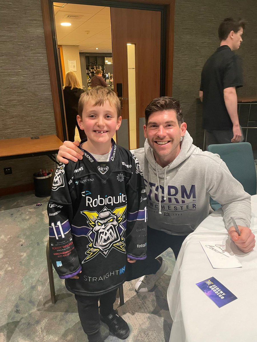 happy 10th birthday Jack! can’t believe you’re a whole decade old! so proud of the person - and fantastic hockey player you have become! hopefully in a few more birthdays you can be playing alongside <a href="/Critchlow11/">Cam Critchlow</a> for <a href="/Mcr_Storm/">Manchester Storm | #Homecoming</a> 😉😁