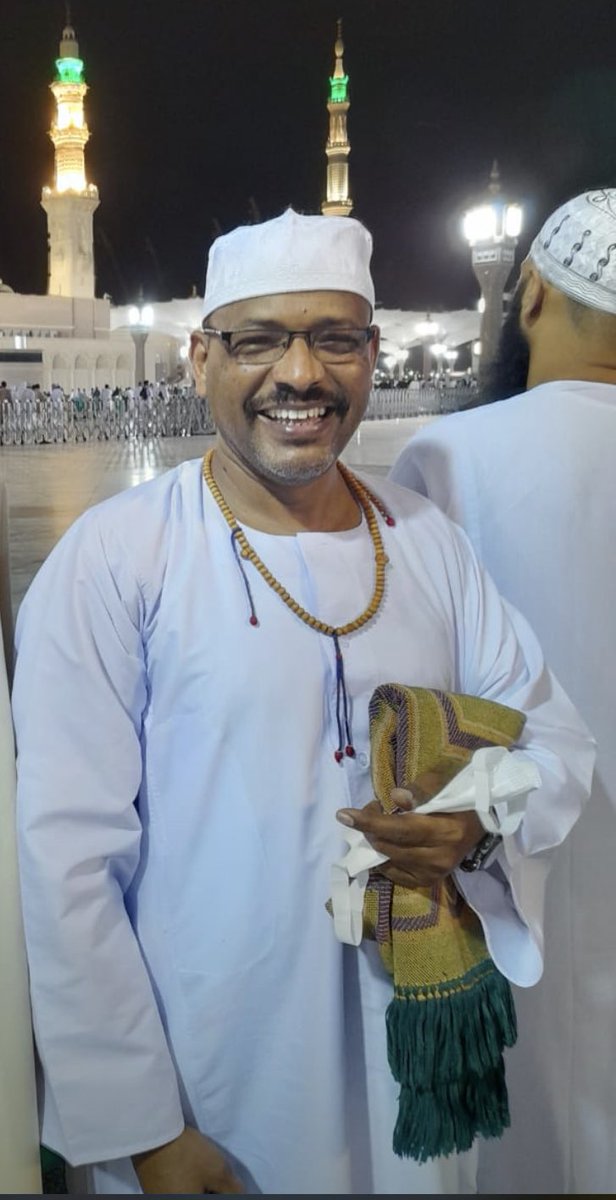 ان العين لتدمع و القلب ليحزن و انا لفراقك يا ابي لمحزونون اقول و بقلب مكسور انتقل الى رحمة ربه صديقي العزيز و اخي الوحيد و حبيبي و ابي باشمهندس/ كمال الدين النوراني محمد الطيب أسأل الله ان يتغمده  برحمته و يجعل قبره روضة من رياض الجنة و يصبرنا على فراقه و يجمعنا به في جنة الفردوس