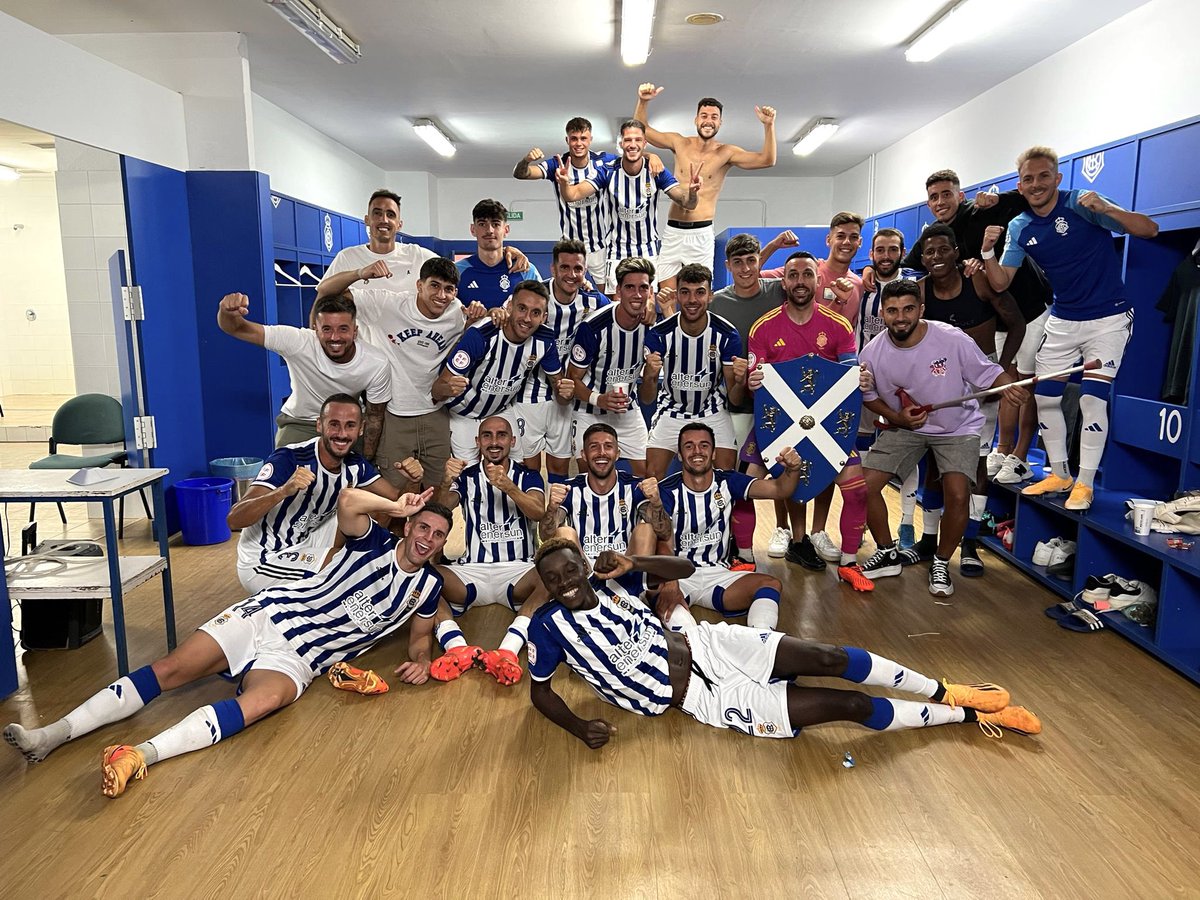 Gran trabajo y esfuerzo del equipo para conseguir la primera victoria de la temporada 👏⚽️