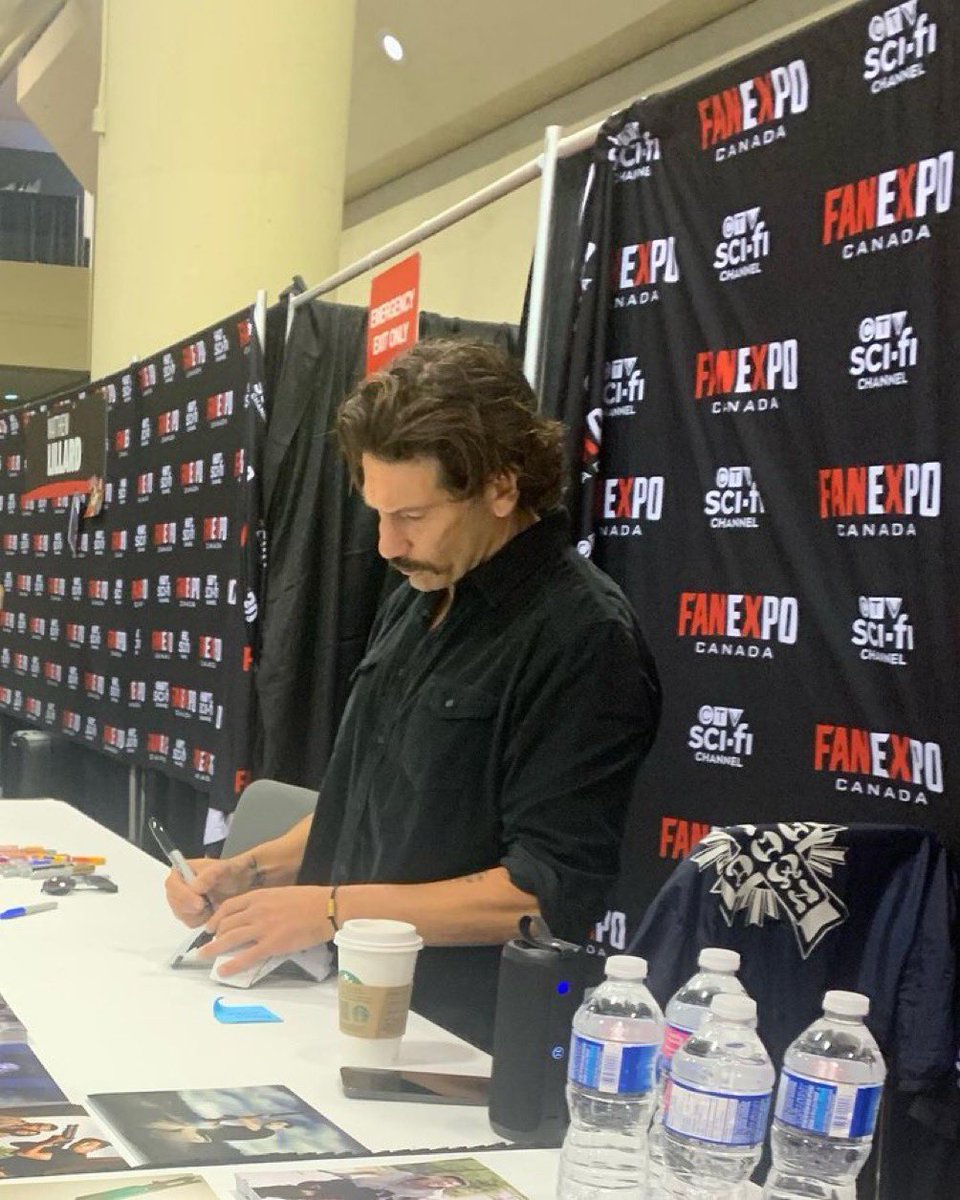 Geekcilerr's tweet photo. Jon Bernthal Fanexpo Canada'da.📸 https://t.co/dE2apxBFxa