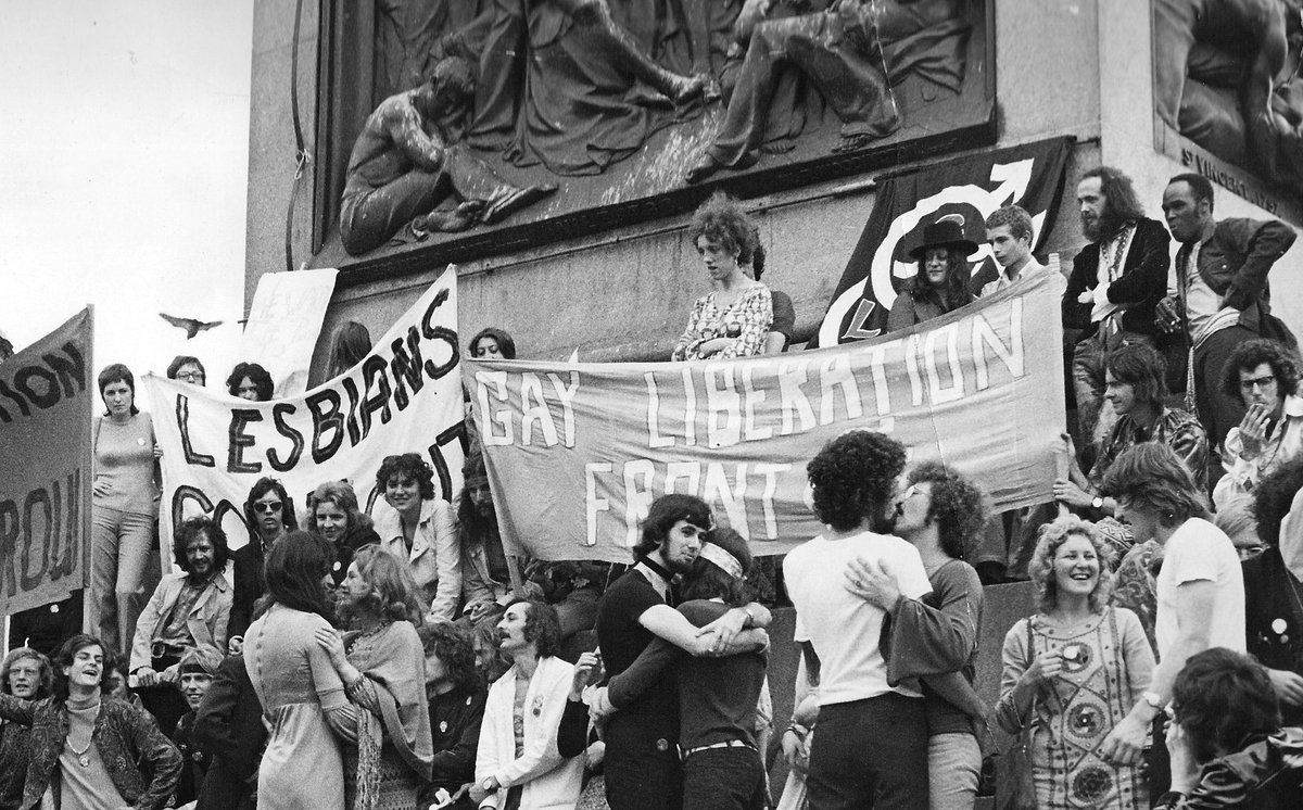 28 de agosto de 1971, en Londres se produce el primer orgullo LGBT de Reino Unido 🇬🇧🏳️‍🌈🏳️‍⚧️