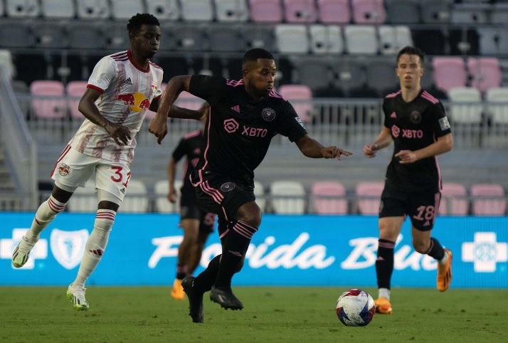 alpiedeldeporte's tweet photo. VIDEO: Buen gol del tico #CameronJohnson con el #InterMiami II en la #MLS Next Pro https://t.co/DFXn1H7vZn https://t.co/yO38CFbW6t