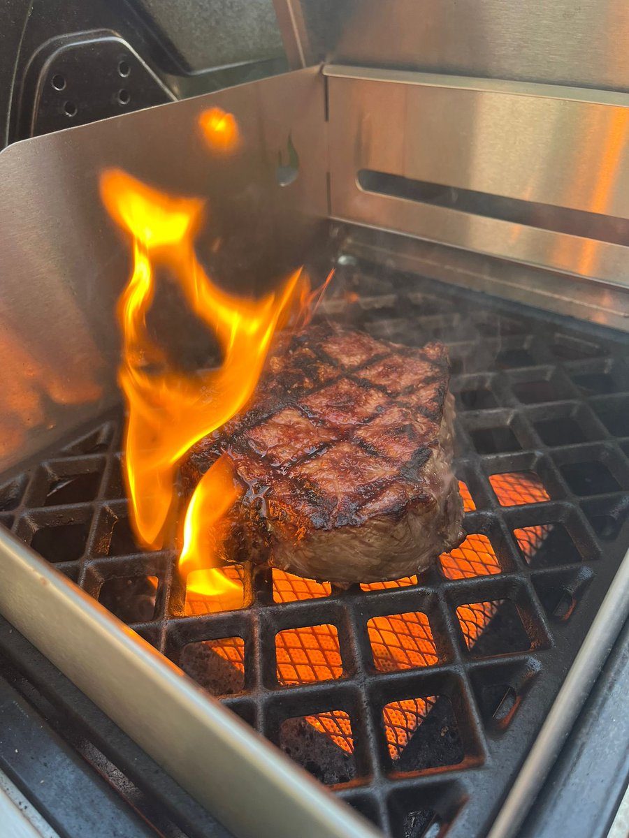 Love the pattern - sundays on its best. #meat #steak #pattern