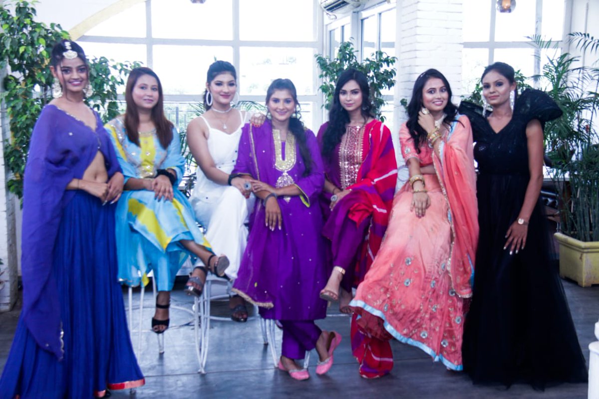 imKpProductions's tweet photo. Queen of Rajasthan top finalists portfolio shoot and look launch activity successfully held at Culture Restaurant Jaipur.
#queenofrajasthan #queenofrajasthan2023 #beautypageant #looklaunch #portfolio #modellook #photography #pragency #kpproductions #jaipur #jaipurdiaries https://t.co/tqrPuwvDvp