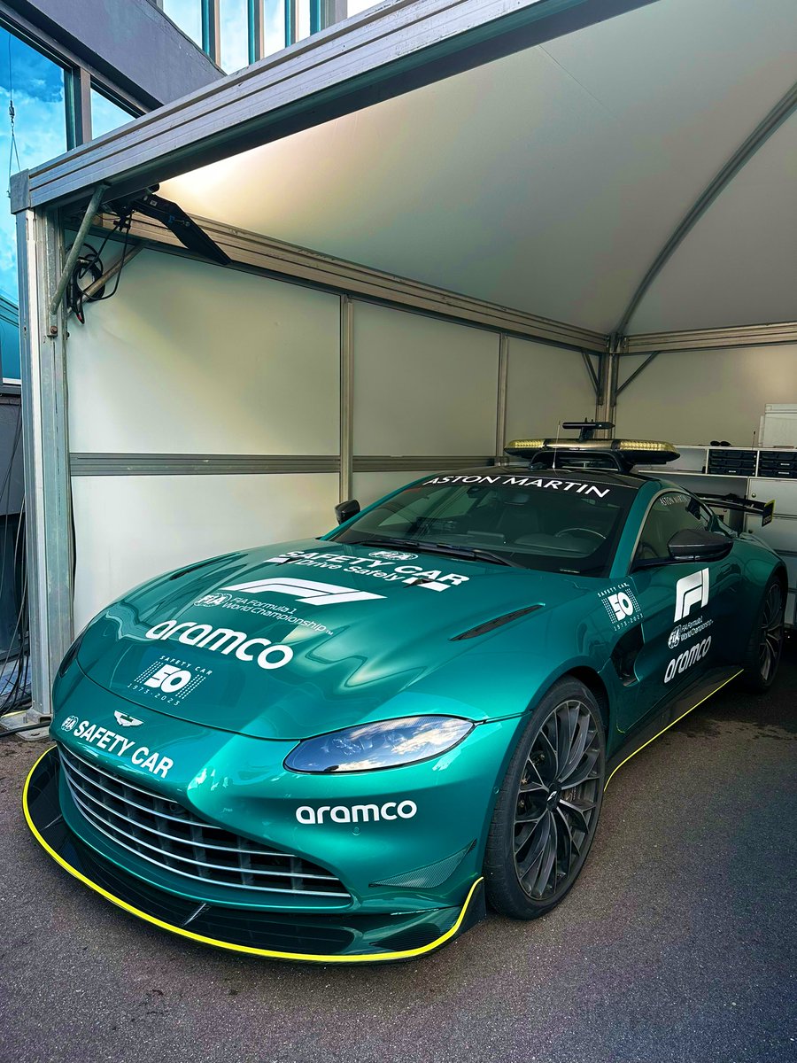 Robyn Silverstone tweet media