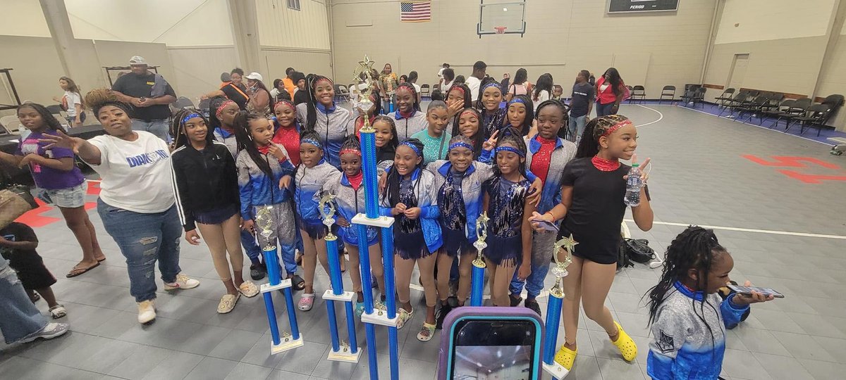 Elite Ladies of FCSD tweet media