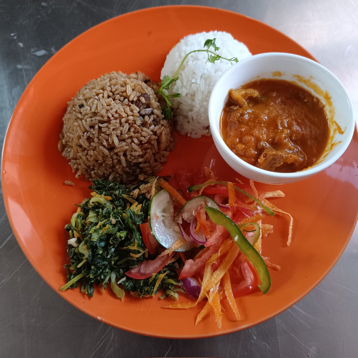 siamakele's tweet photo. #DeliciousDestination https://t.co/yOE4lg3MAX