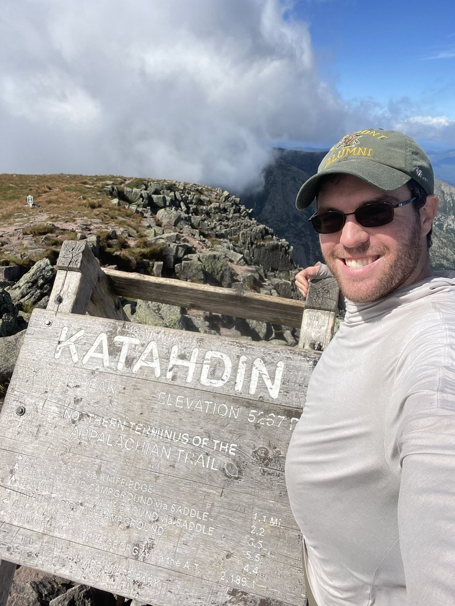 cairochris's tweet photo. @averagehiker Hope you had as good weather as we did to summit Katahdin last weekend. We had a blast! My 24th state HP & 50th 4K. I was determined only to summit on great day due to future AT plans…we got it! #highpointing #backpacking #Katahdin #Maine #hiking https://t.co/s3Ch1NrkBG
