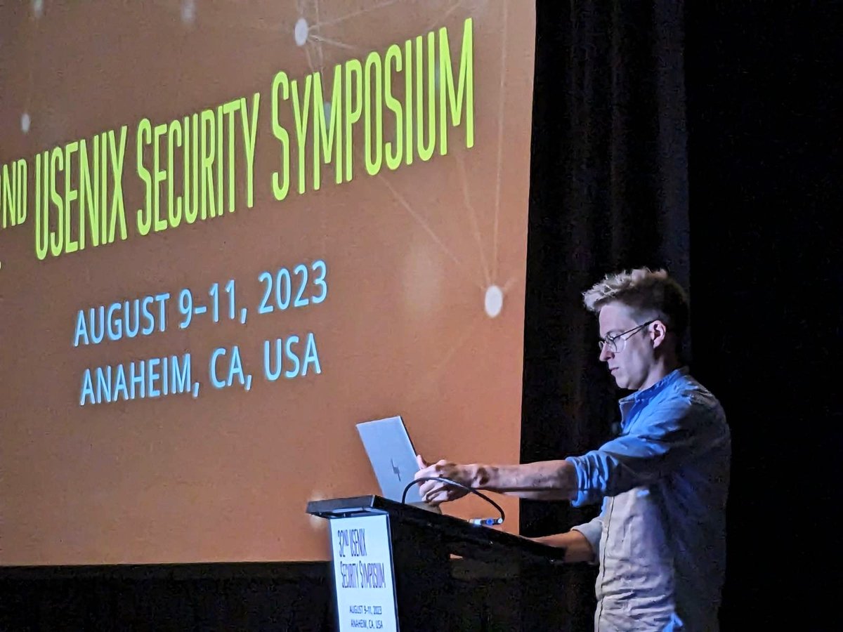 Big congratulations to our #DoCSunivie student under Prof. Edgar Weippl’s (@weippl) supervision, Gabriel Gegenhuber (@GGegenhuber), who was accepted to @USENIXSecurity and @defcon conferences both happening in the US, where he has also presented his papers! 🥳👏