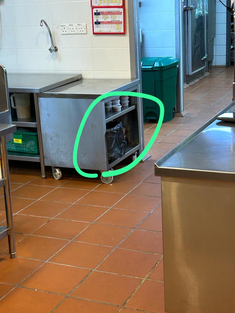 GauravShanker2's tweet photo. Horrible experiece at - KFC Ayer keroh DT 
Date 26/8/23 Time ~ 5.30 pm 
The staff picked up a burger from the bin in the photo - warmed up in the micro &amp; served me ! 
when questioned - they just shrugged and said this was ok ! Amazing !! 
never eating at KFC again !
@KFCmalaysia https://t.co/FtRAvyNm20