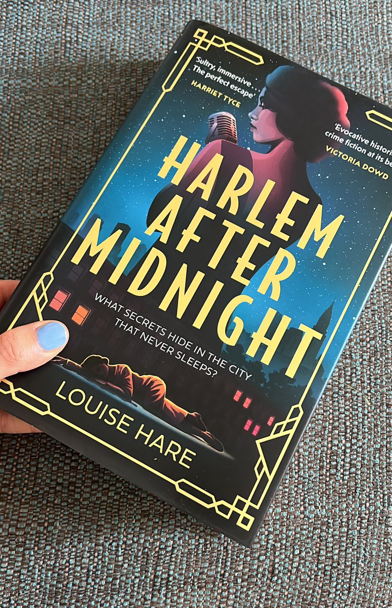 Paradi5eLibrary's tweet image. Bank Holiday plan: 
Coffee with book ✔️ 
Run with audiobook
Writing time 
Character profiling
Rehearsal

CR: Harlem After Midnight - which is making me want to book a trip to New York! 

What’s everyone else planned for today?

#BookTwitter #WriterTweet #Writing #Reading