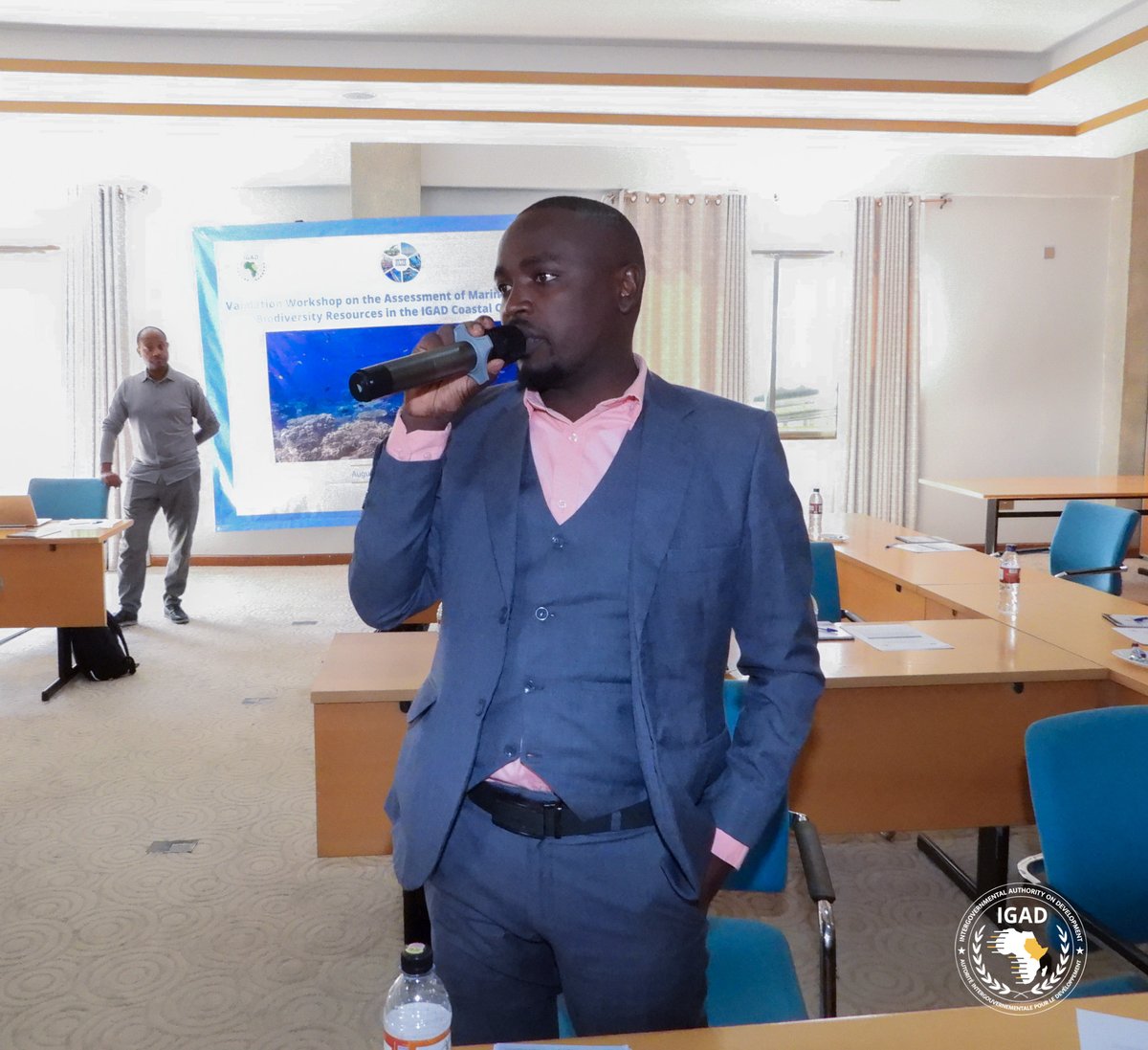 IGADsecretariat's tweet photo. Start of the Validation Workshop on the Assessment of Marine and Coastal Biodiversity Resources in the #IGAD Costal Member States in Navaisha 🇰🇪

The Kenyan government delegate, James Thonjo, Senior Climate Change Officer in the Ministry of Environment, Climate Change and Forestry, as host of the workshop, in his opening remark reiterated Kenya's support for the Marine Biodiversity Assessment process.

#IGADBlueEconomy

@Sida 
@SweinEthiopia