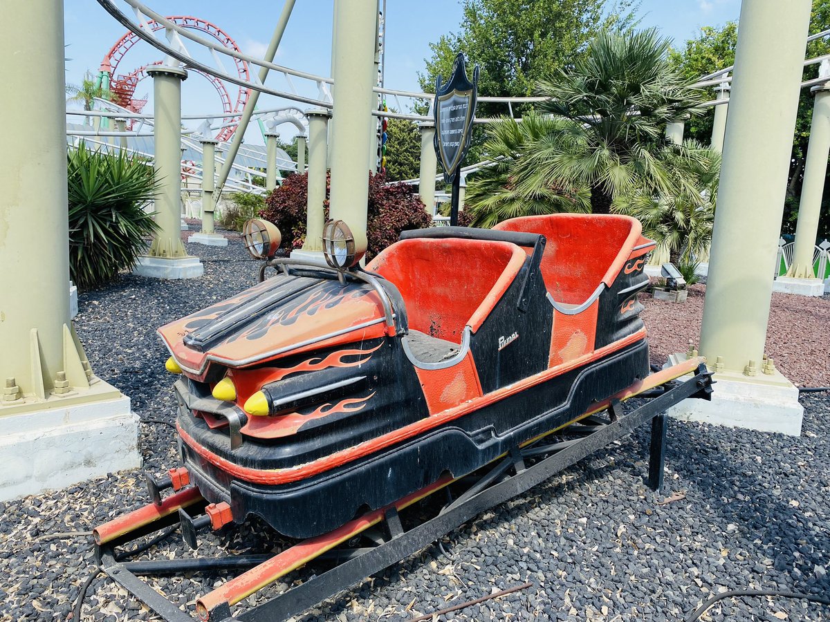 CoastersWide's tweet photo. It’s great when parks save some of their history. This is the remains of “Rakevet Harim” a Pinfari Zyklone that operated between 1970 to 2000 at Luna Park Tel Aviv.

#WWCOnTour #RollerCoaster #AmusementPark #LunaPark #TelAviv #CredLife https://t.co/Nzc0zwt5xX