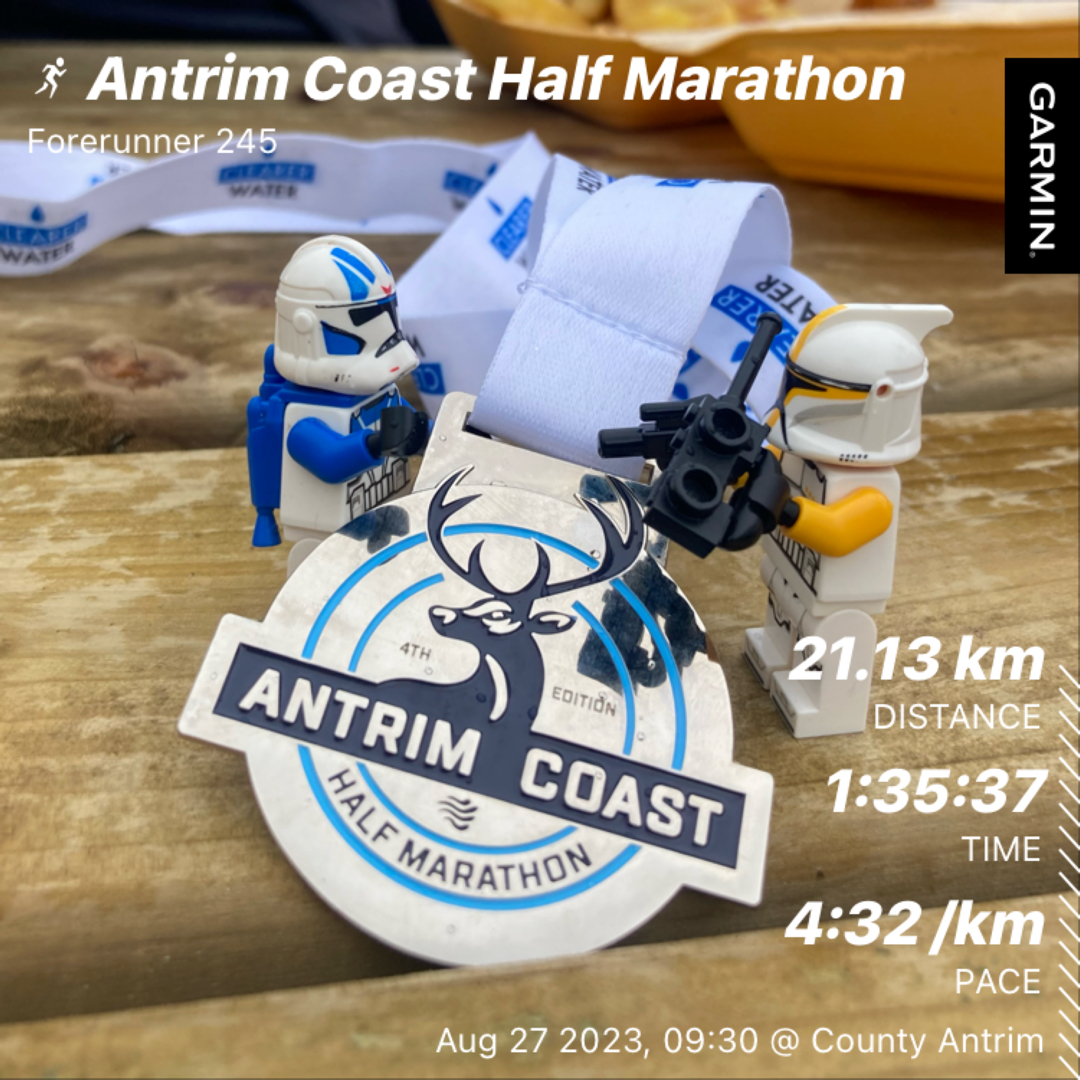 Run21Blog's tweet image. Another great race from ⁦@CoastHalf⁩ yesterday with records tumbling and PBs to burn. Really pleased with my own PB, which is exactly four mins faster than last year’s time #medalmonday #garmin #beatyesterday #running #halfmarathon