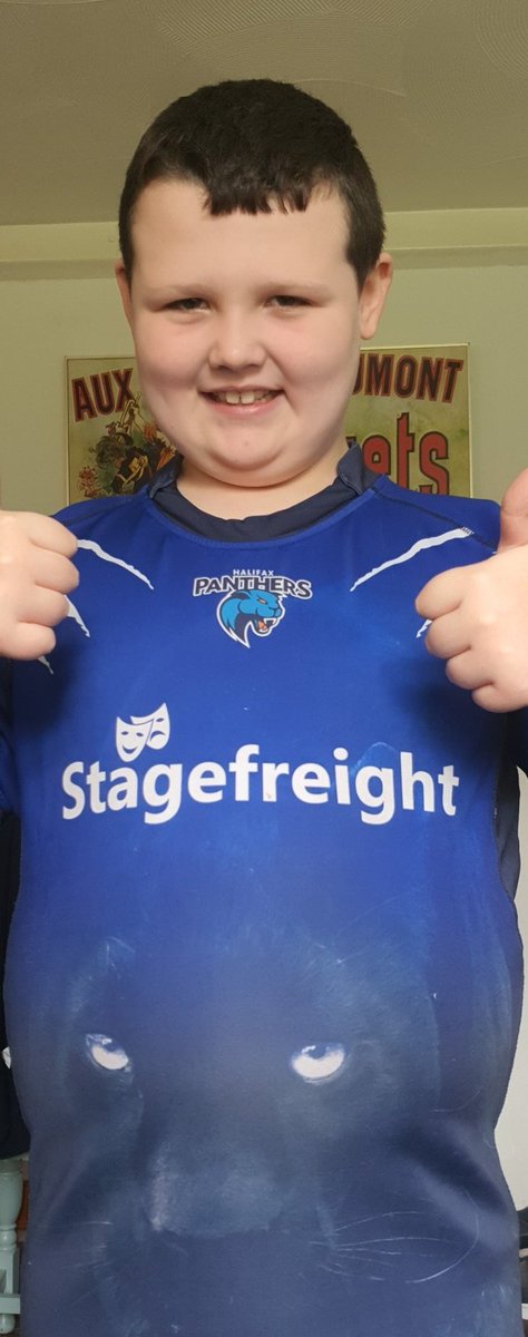 Six_Again tweet media